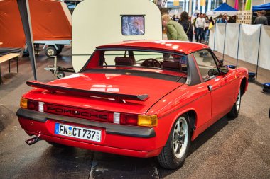 Friedrichshafen - Mayıs 2019: kırmızı Porsche 914 Gt Targa 1971 Motorworld Classics Bodensee Mayıs'ta 11, 2019 Friedrichshafen, Almanya