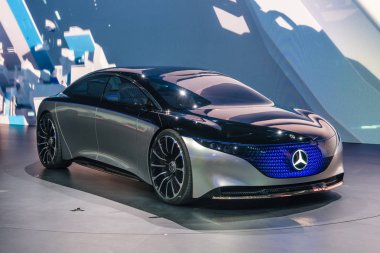 Frankfurt, Almanya - Eylül 2019: gümüş siyah Mercedes Benz Vision Eqs lüks elektrikli konsept otomobil, Iaa International Motor Show Auto Exhibtion
