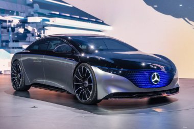 Frankfurt, Almanya - Eylül 2019: gümüş siyah Mercedes Benz Vision Eqs lüks elektrikli konsept otomobil, Iaa International Motor Show Auto Exhibtion