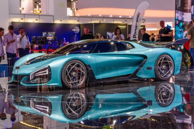 Frankfurt, Almanya - Eylül 2019: mavi masmavi Hongqi S9 - Çin'den 1400 hp ile elektrikli supercar, Iaa Uluslararası Motor Show Auto Exhibtion