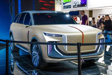 Frankfurt, Almanya - Eylül 2019: kum altın gümüş Hongqi E115 Suv Çin elektrikli konsept Otomobil, Iaa Uluslararası Motor Show Auto Exhibtion