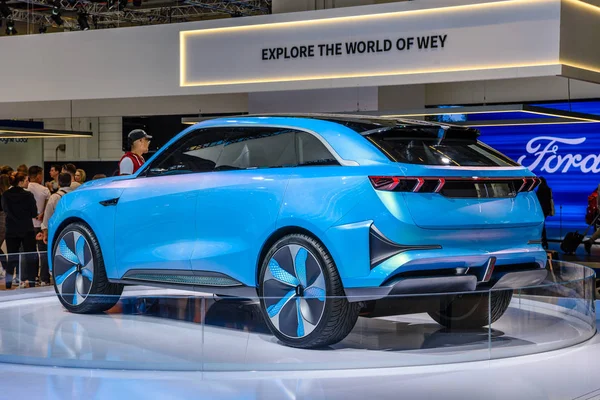 FRANKFURT, ALEMANHA - SEPT 2019: sky blue Great Wall Motors WEY-X Concept electric SUV Car, IAA International Motor Show Auto Exhibtion — Fotografia de Stock