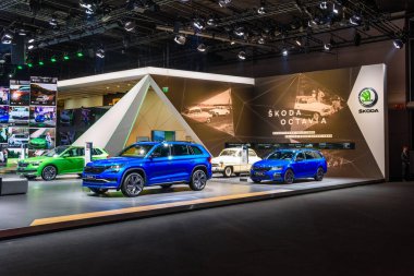 Frankfurt, Almanya - Eylül 2019: Mavi Kodiaq ve Octavia ile Skoda Stand, Iaa Uluslararası Motor Show Otomatik Exhibtion