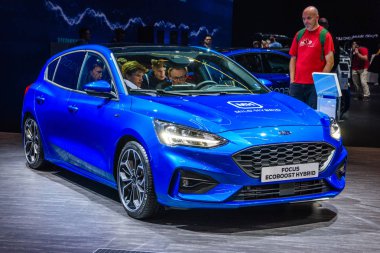 Frankfurt, Almanya - Eylül 2019: mavi Ford Focus ecoboost hibrid, Iaa Uluslararası Motor Show Auto Exhibtion