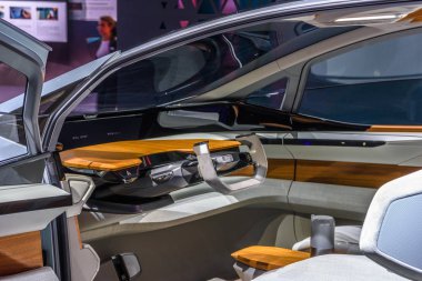 Frankfurt, Almanya - Eylül 2019: gümüş Audi Ai:Me - Aime E-Tron, elektrikli otomobil konsept çalışması, Iaa International Motor Show Auto Exhibtion