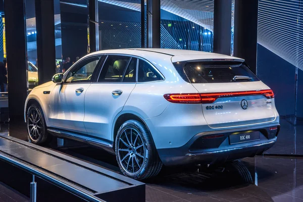 FRANKFURT, GERMANY - SEPT 2019: white MERCEDES-BENZ EQC 400 N293 is a fully-electric compact luxury SUV, IAA International Motor Show Auto Exhibtion — Stock Photo, Image