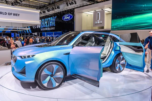 FRANCESCO, GERMANIA - SET 2019: celeste Great Wall Motors WEY-X Concept electric SUV Car, Salone Internazionale dell'Automobile IAA Auto Exhibtion — Foto Stock