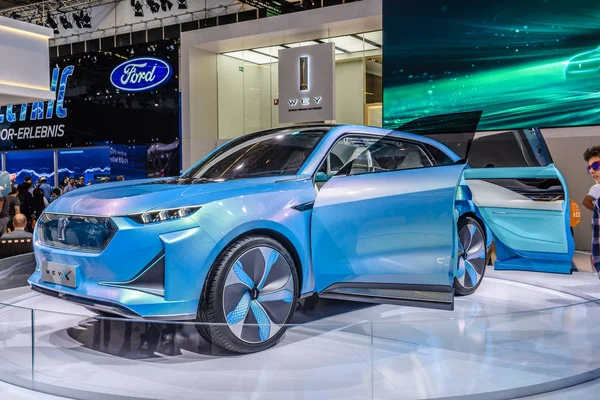 FRANCESCO, GERMANIA - SET 2019: celeste Great Wall Motors WEY-X Concept electric SUV Car, Salone Internazionale dell'Automobile IAA Auto Exhibtion — Foto Stock