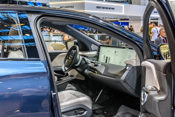 FRANKFURT, ALEMANHA - SEPT 2019: Blue BYTON M-BYTE Chinese SUV car, IAA International Motor Show Auto Exhibtion — Fotografia de Stock