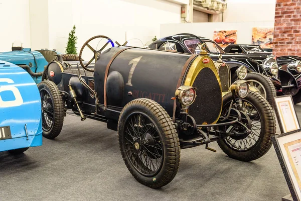 FRANKFURT, GERMANY - SEPT 2019: black BUGATTI BRESCIA TYPE 13 cabrio roadster 1920, IAA International Motor Show Auto Exhibtion — ストック写真