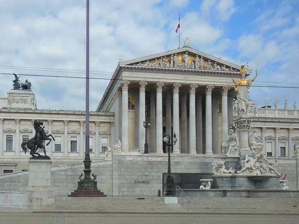 Austrian Parliament Building Wien Áustria — Fotografia de Stock