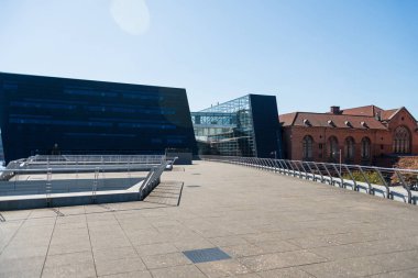 Copenhagen, Danimarka - 5 Mayıs 2018: kentsel sahne kristal ve bulut, Nycredit Merkezi, Kopenhag, Danimarka