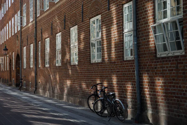 Міські Сцени Велосипедами Припарковані Вулиці Копенгаген Данія — стокове фото