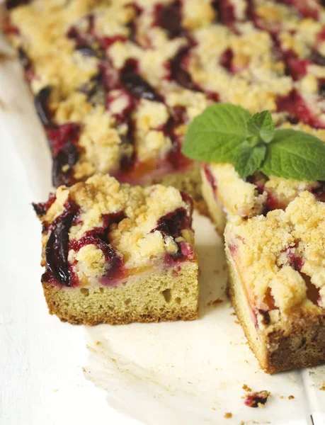 Hausgemachte Leckere Pflaumenkuchen — Stockfoto