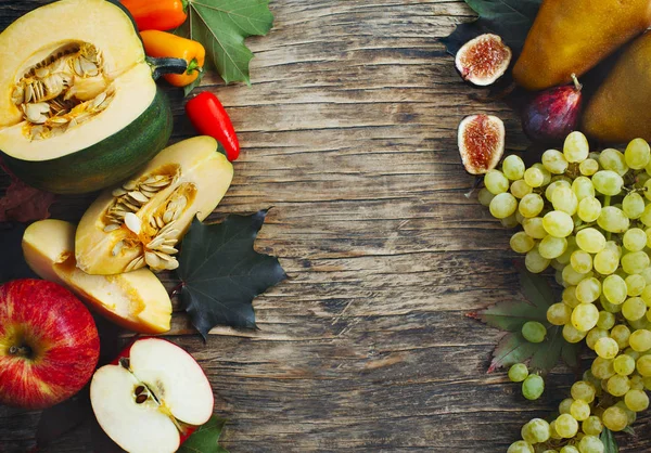 Höstens Grönsaker Och Frukter Trä Bakgrund Höstens Skörd — Stockfoto