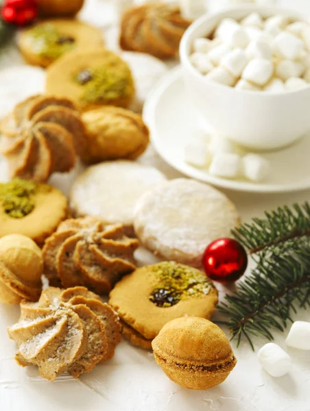 Koekjes Assorti Linzer Cookies Zandkoek Noten Cookie Oranje Almond Cookie — Stockfoto