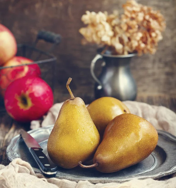 Peras Manzanas Orgánicas Frescas Imagen Tonificada — Foto de Stock