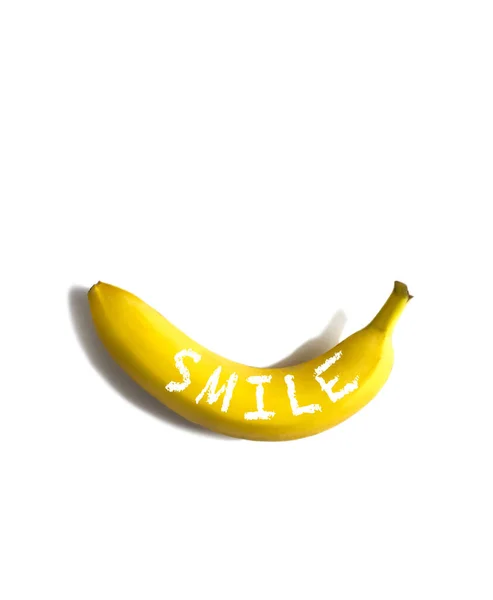 Plátano Maduro Con Palabra Sonrisa Sobre Fondo Blanco Plano Espacio — Foto de Stock
