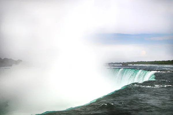 Niagara Şelalesi, Kanada tarafı. — Stok fotoğraf