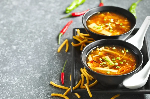 Sopa quente e azeda — Fotografia de Stock