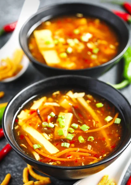Sopa quente e azeda — Fotografia de Stock