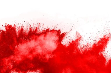 Beyaz arka planda izole edilmiş kırmızı barutun patlaması hareketsiz. Kırmızı toz bulutunun soyut tasarımı. Parçacık patlaması ekran koruyucusu, duvar kağıdı