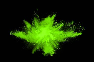 Siyah arka planda yeşil toz patlaması. Renkli bulut. Renkli toz patlar. Boya Holi.