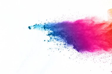 Soyut barut sıçramış arka plan. Beyaz arka planda renkli barut patlaması. Renkli bulut. Renkli toz patlar. Boya Holi.