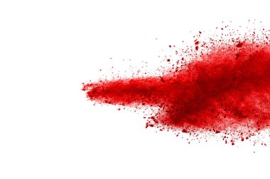 Beyaz arka planda izole edilmiş kırmızı barutun patlaması hareketsiz. Kırmızı toz bulutunun soyut tasarımı. Parçacık patlaması ekran koruyucusu, duvar kağıdı