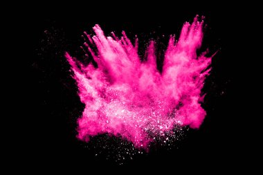 Siyah arka planda pembe toz patlaması. Renkli bulut. Renkli toz patlar. Boya Holi.