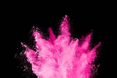 Siyah arka planda pembe toz patlaması. Renkli bulut. Renkli toz patlar. Boya Holi.
