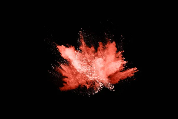 活珊瑚色粉末在白色背景上爆炸 五颜六色的灰尘爆炸了 油漆Holi — 图库照片