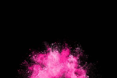 Siyah arka planda pembe toz patlaması. Renkli bulut. Renkli toz patlar. Boya Holi.