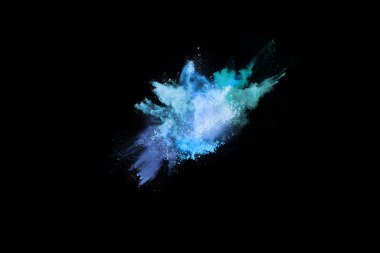 Siyah arka planda mavi barut patlaması. Renkli bulut. Renkli toz patlar. Boya Holi.