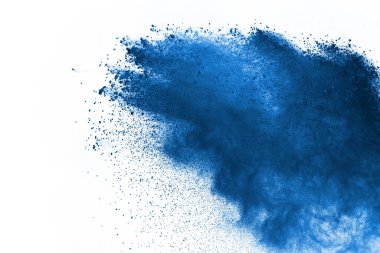 Beyaz arka planda mavi renkli toz patlaması. Renkli bulut. Renkli toz patlar. Boya Holi.