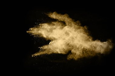 Beyaz arka planda kahverengi renkli toz patlaması. Renkli bulut. Renkli toz patlar. Boya Holi.