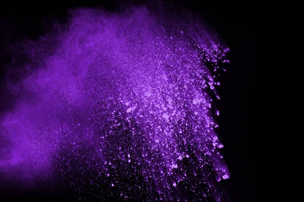 Die Bewegung Der Abstrakten Staubexplosion Gefroren Violett Auf Schwarzem Hintergrund — Stockfoto