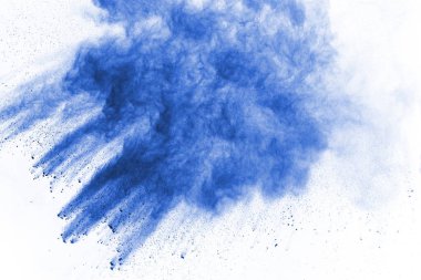 Beyaz arka planda mavi renkli toz patlaması. Renkli bulut. Renkli toz patlar. Boya Holi.