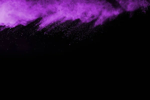 Movimento Explosão Poeira Abstrata Congelado Roxo Sobre Fundo Preto Pare — Fotografia de Stock