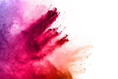 Soyut barut sıçramış arka plan. Beyaz arka planda renkli barut patlaması. Renkli bulut. Renkli toz patlar. Boya Holi.