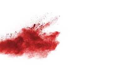 Beyaz arka planda izole edilmiş kırmızı barutun patlaması hareketsiz. Kırmızı toz bulutunun soyut tasarımı. Parçacık patlaması ekran koruyucusu, duvar kağıdı