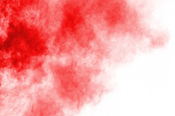 Παγωμένη Κίνηση Κόκκινης Σκόνης Που Εκρήγνυται Απομονωμένη Λευκό Φόντο Αφηρημένος — Φωτογραφία Αρχείου