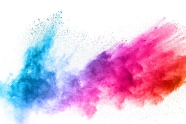 Soyut barut sıçramış arka plan. Beyaz arka planda renkli barut patlaması. Renkli bulut. Renkli toz patlar. Boya Holi.
