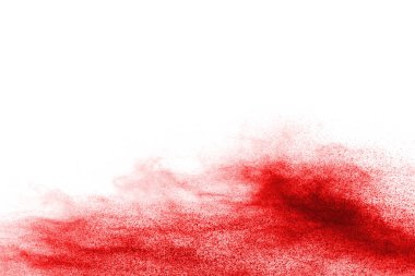 Beyaz arka planda izole edilmiş kırmızı barutun patlaması hareketsiz. Kırmızı toz bulutunun soyut tasarımı. Parçacık patlaması ekran koruyucusu, duvar kağıdı