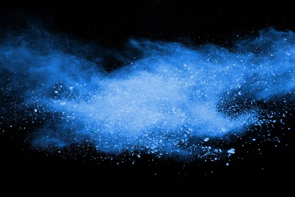 Blauwe Poeder Explosie Zwarte Achtergrond Gekleurde Wolk Kleurrijk Stof Explodeert — Stockfoto