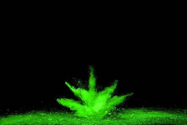 Movimiento Explosión Polvo Abstracto Congelado Verde Sobre Fondo Negro Detener — Foto de Stock