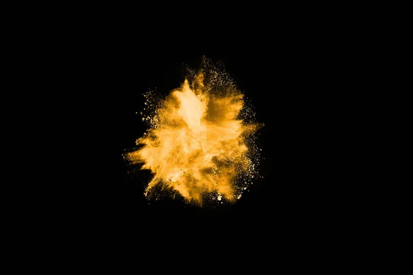 Παγωμένη Κίνηση Της Έκρηξης Κίτρινης Σκόνης Που Απομονώνεται Μαύρο Φόντο — Φωτογραφία Αρχείου