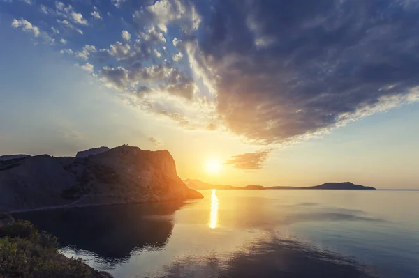 Minimalistische Meereslandschaft Sonnenaufgang Der Küste — Stockfoto