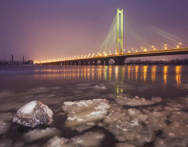 Puente Sur Invierno Ciudad Kiev Ucrania —  Fotos de Stock