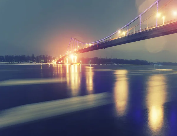 Пешеходный Мост Зимой Киеве Украина — стоковое фото